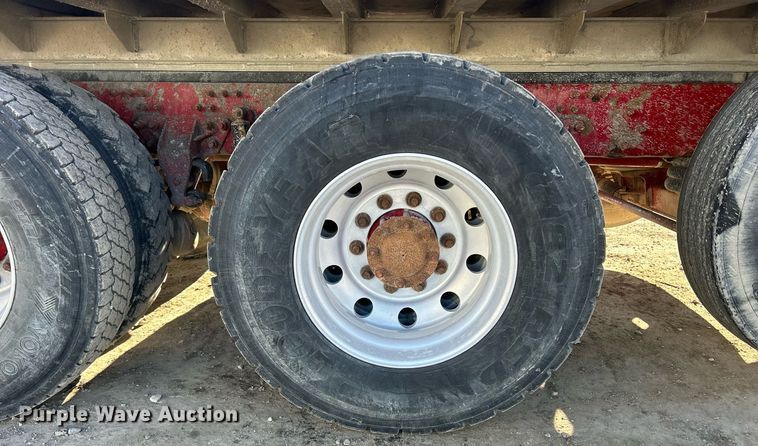 image for item DQ1086 2006 Mack CHN613 dump truck