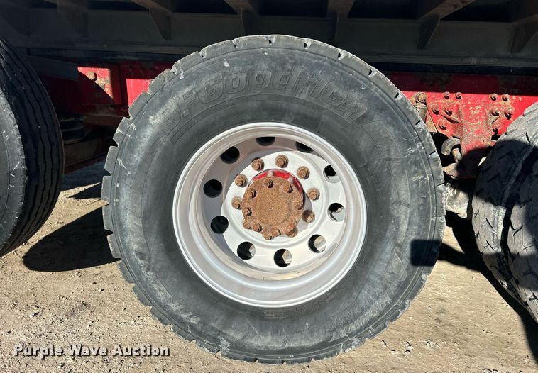 image for item DQ1086 2006 Mack CHN613 dump truck