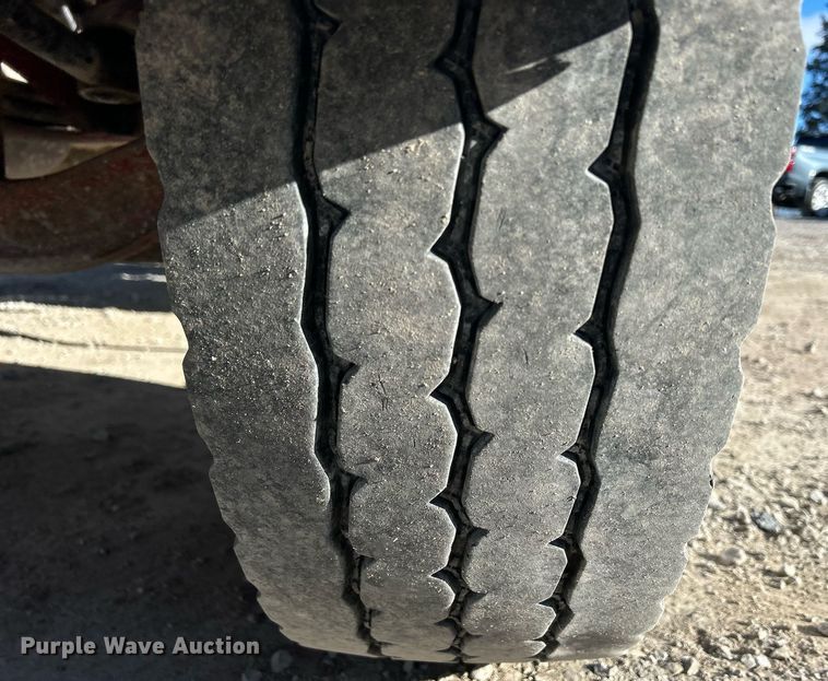 image for item DQ1086 2006 Mack CHN613 dump truck