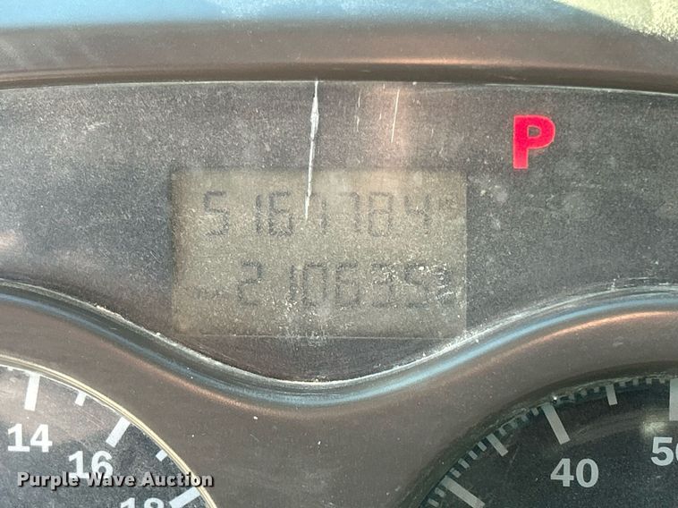 image for item DQ1086 2006 Mack CHN613 dump truck