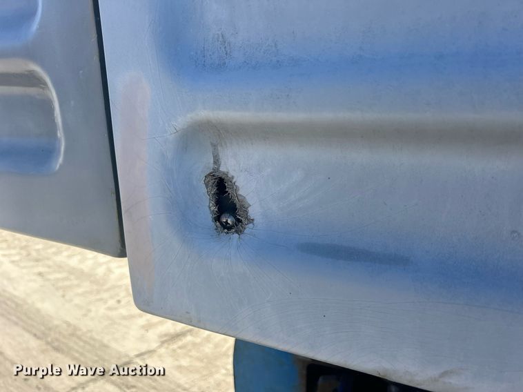 image for item DS0807 2007 Genie S-85 boom lift