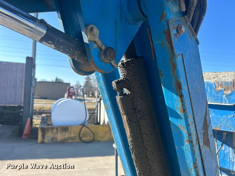 image for item DS0807 2007 Genie S-85 boom lift