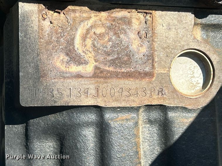 image for item DS0807 2007 Genie S-85 boom lift