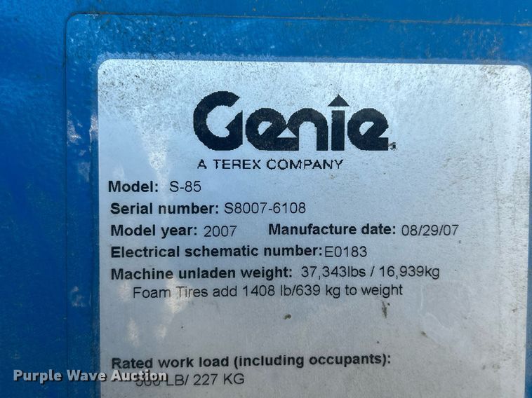 image for item DS0807 2007 Genie S-85 boom lift