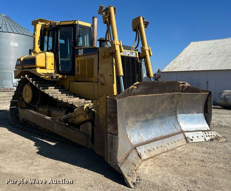 image for item DS0808 1998 Caterpillar D7R dozer