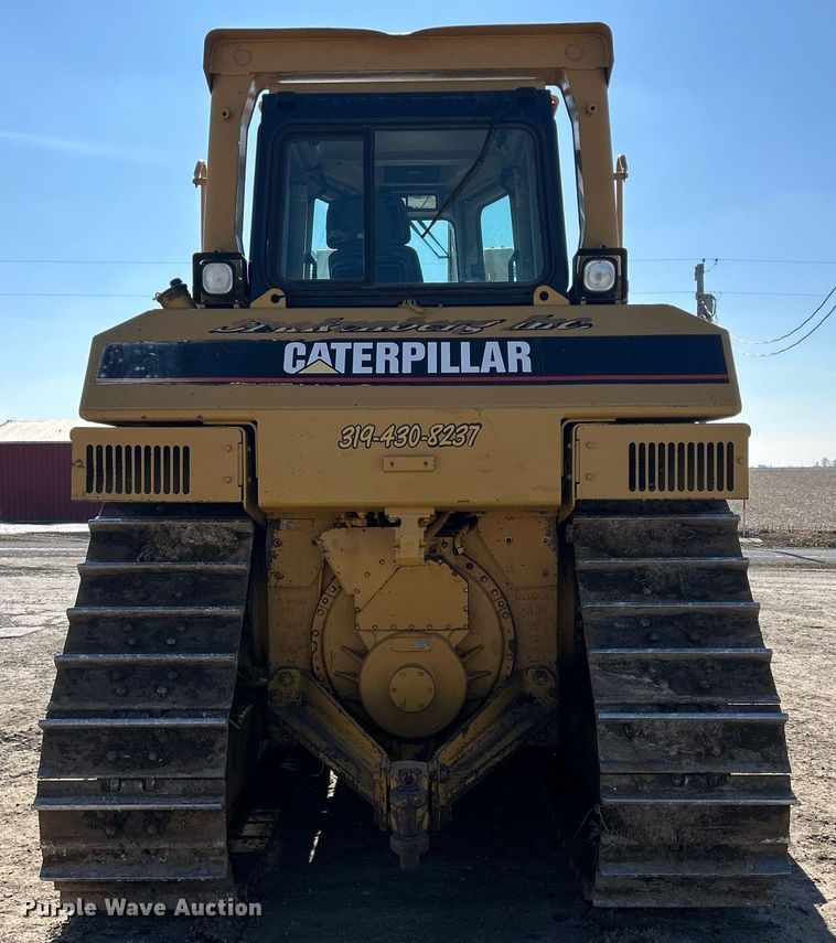 image for item DS0808 1998 Caterpillar D7R dozer