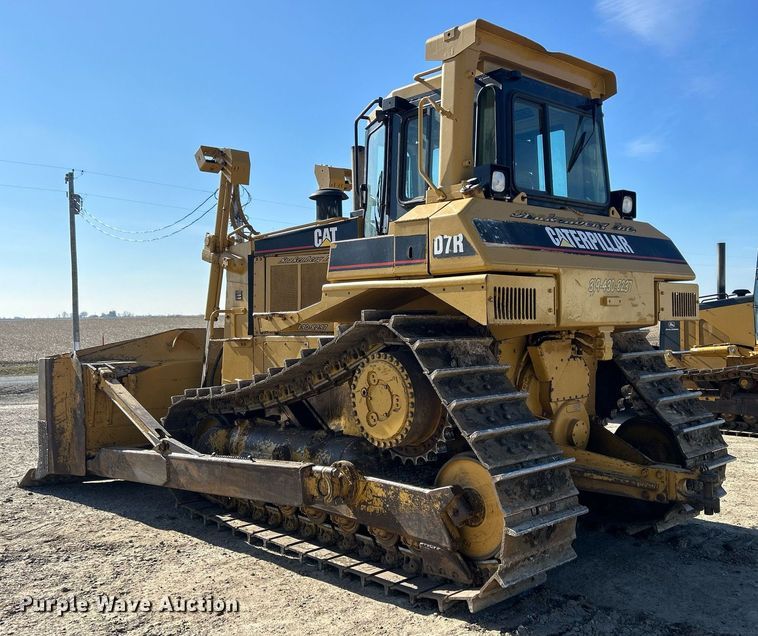 image for item DS0808 1998 Caterpillar D7R dozer
