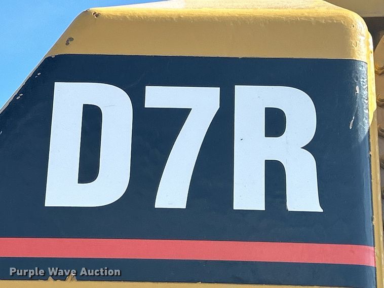 image for item DS0808 1998 Caterpillar D7R dozer