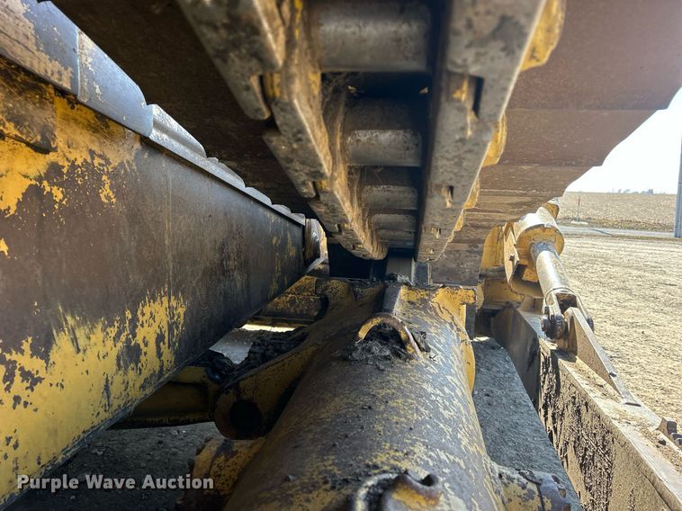 image for item DS0808 1998 Caterpillar D7R dozer