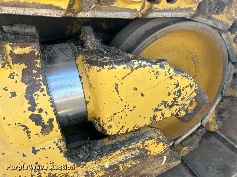 image for item DS0808 1998 Caterpillar D7R dozer