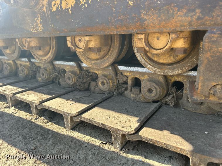 image for item DS0808 1998 Caterpillar D7R dozer