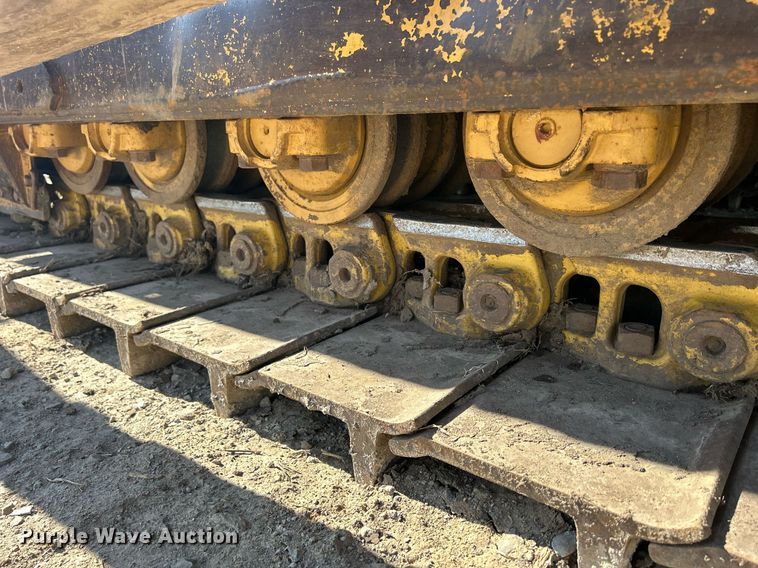 image for item DS0808 1998 Caterpillar D7R dozer