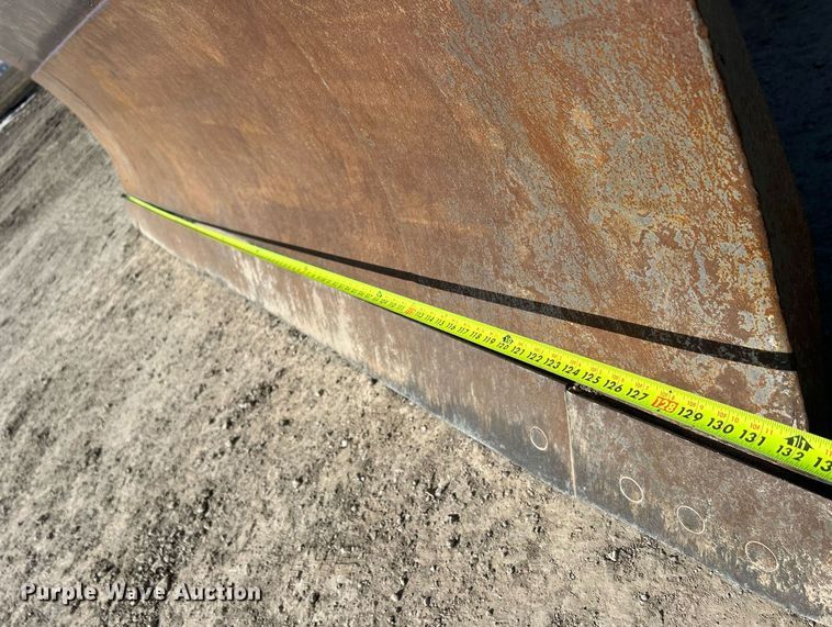 image for item DS0809 2002 John Deere 700H dozer