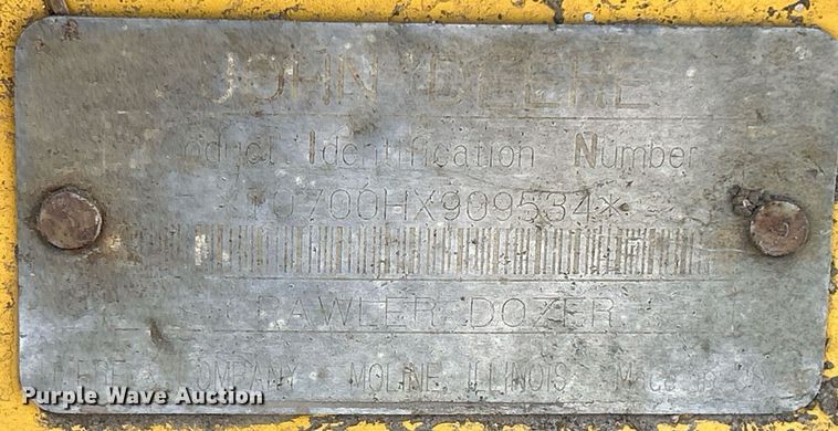 image for item DS0809 2002 John Deere 700H dozer