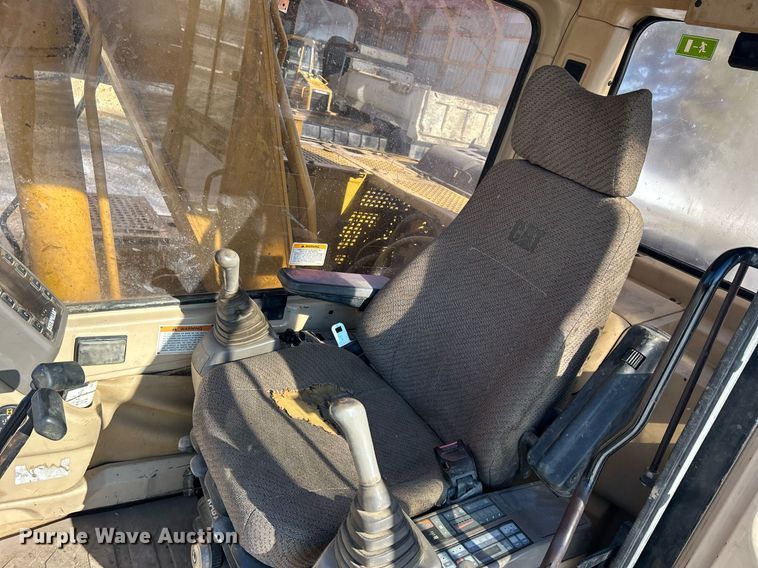 image for item DS0812 1997 Caterpillar 312BL excavator