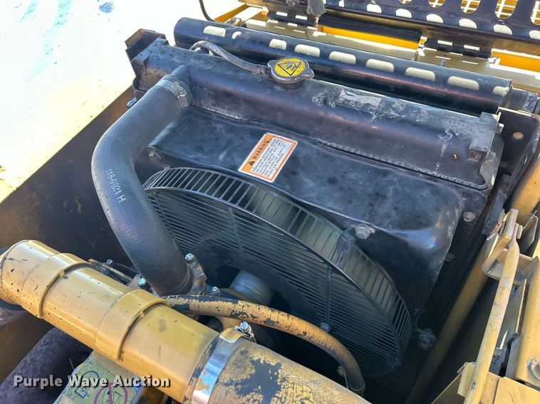 image for item DS0812 1997 Caterpillar 312BL excavator