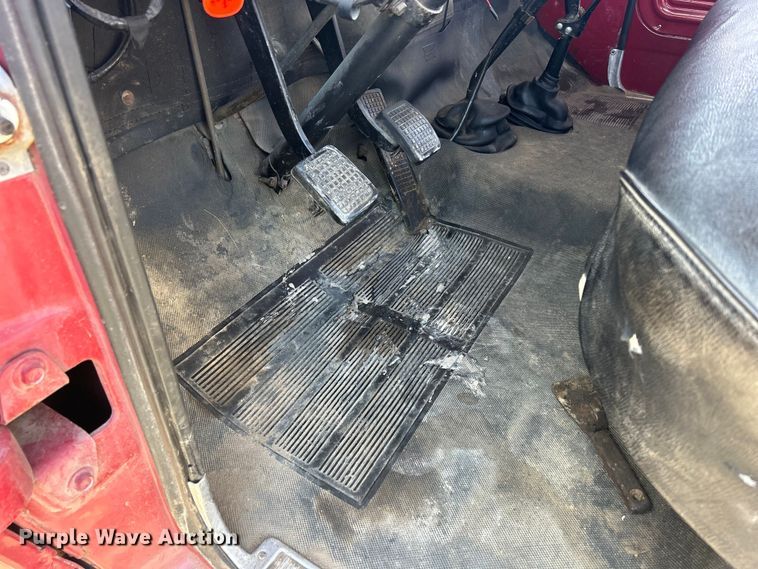 image for item DS0814 1972 Ford F600 with Vermeer tree spade