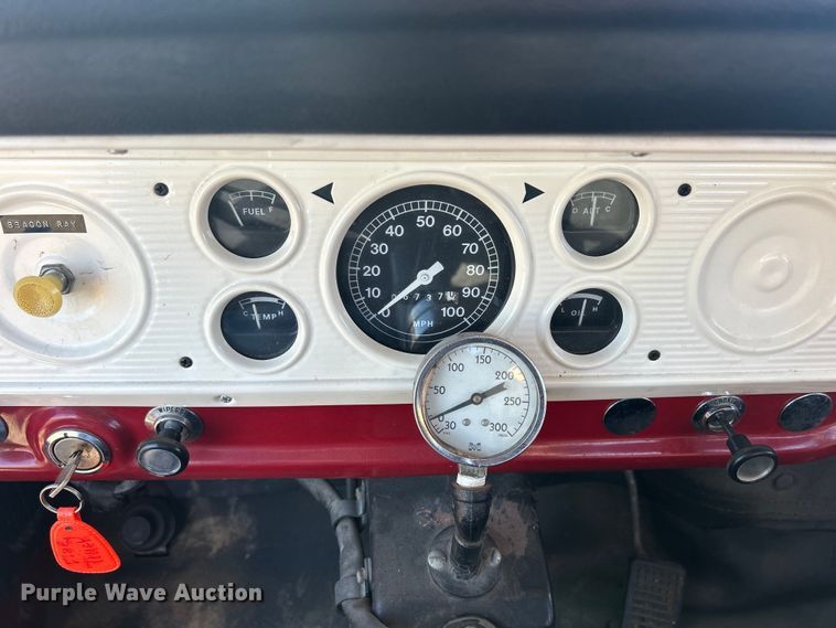 image for item DS0814 1972 Ford F600 with Vermeer tree spade