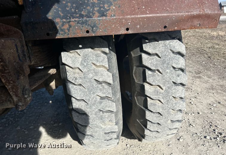 image for item DS0814 1972 Ford F600 with Vermeer tree spade