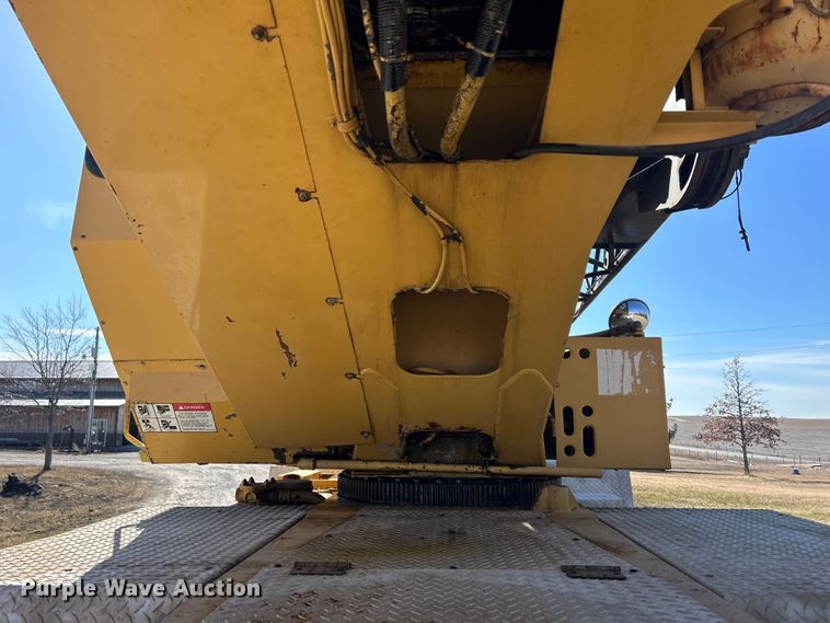 image for item DS0815 1988 Grove  4425G crane