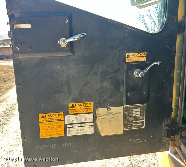 image for item DS0815 1988 Grove  4425G crane