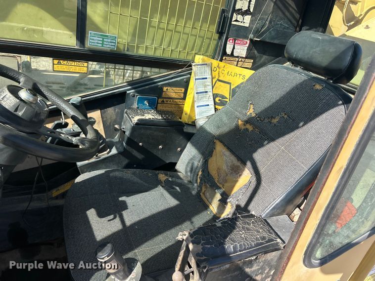 image for item DS0815 1988 Grove  4425G crane