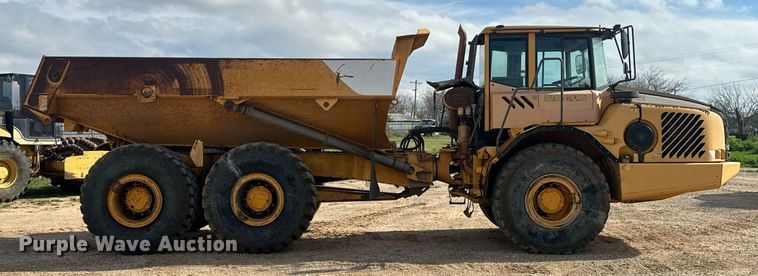 image for item DS2899 2008 Volvo A25E haul truck