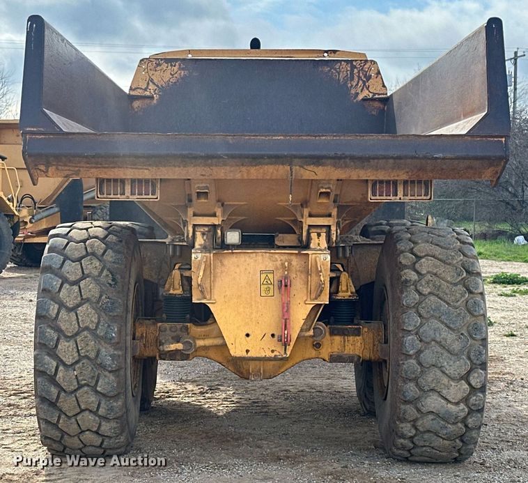 image for item DS2899 2008 Volvo A25E haul truck