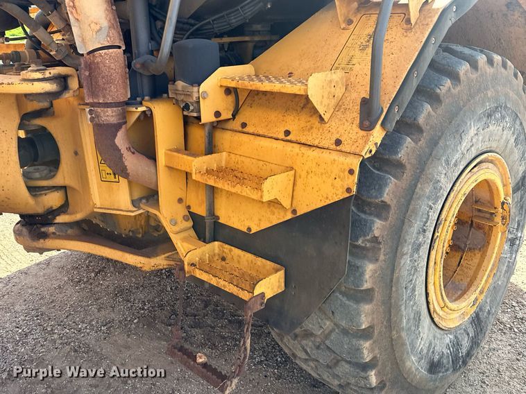 image for item DS2899 2008 Volvo A25E haul truck