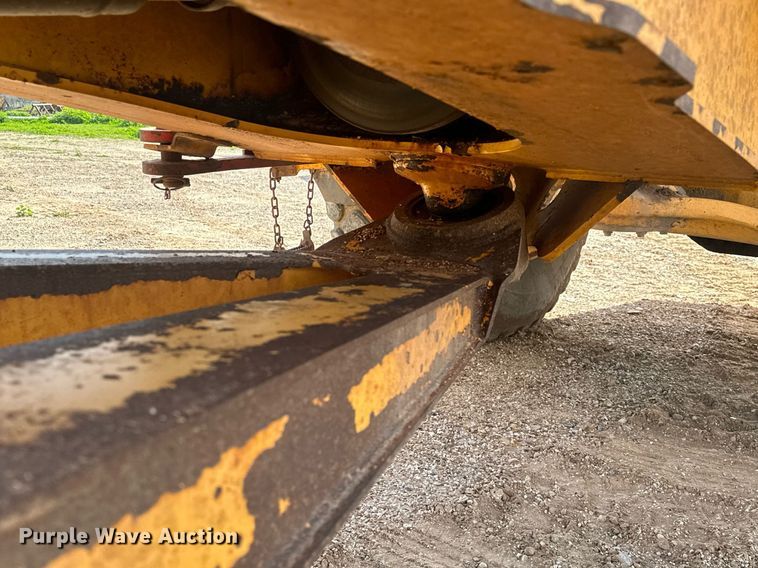 image for item DS2899 2008 Volvo A25E haul truck