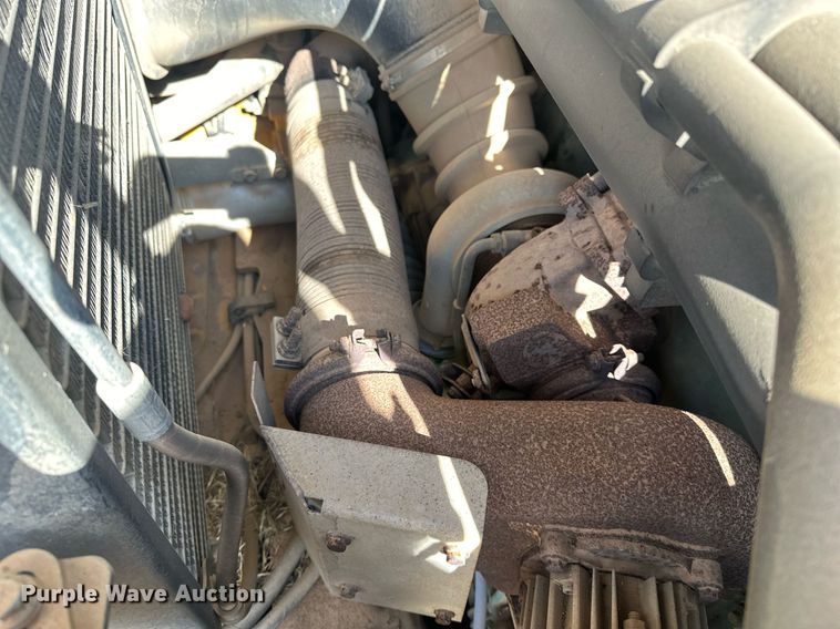 image for item DS2899 2008 Volvo A25E haul truck