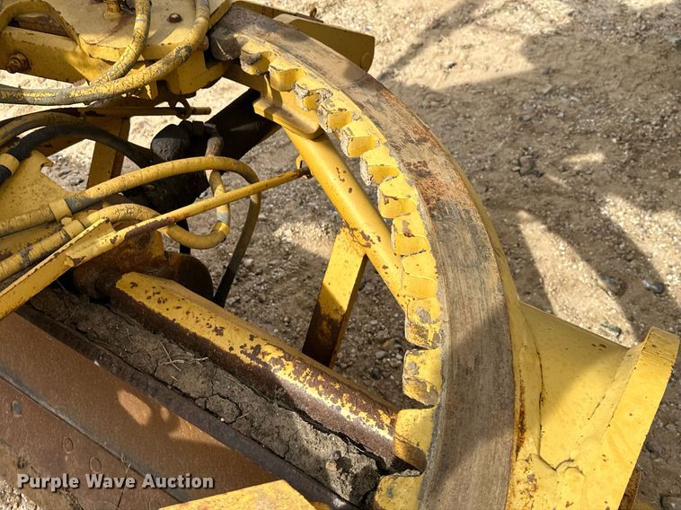 image for item DS2901 1992 Caterpillar  140G motor grader