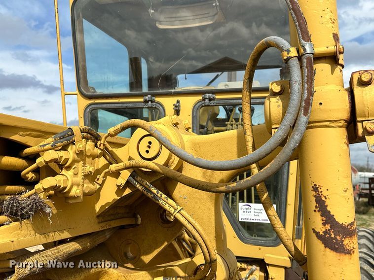 image for item DS2901 1992 Caterpillar  140G motor grader