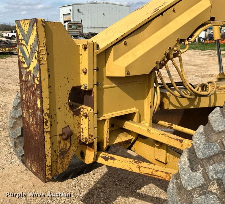 image for item DS2901 1992 Caterpillar  140G motor grader
