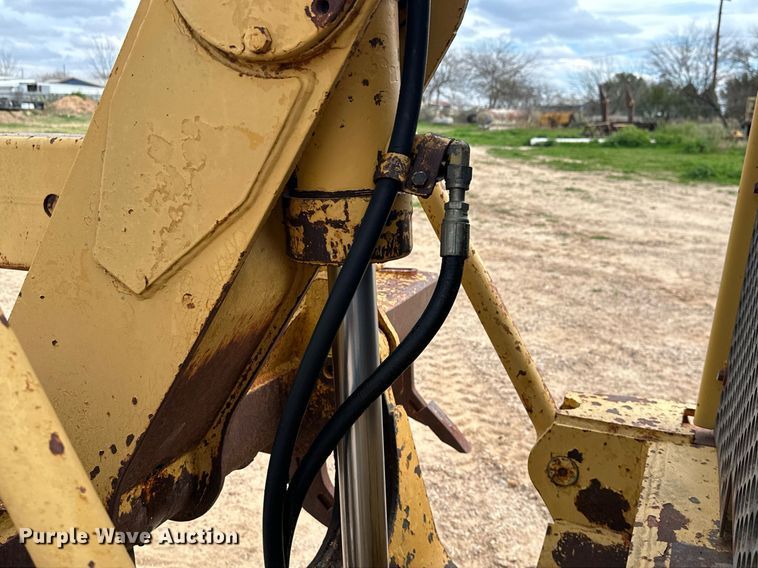 image for item DS2901 1992 Caterpillar  140G motor grader