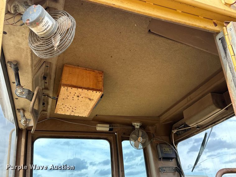 image for item DS2901 1992 Caterpillar  140G motor grader