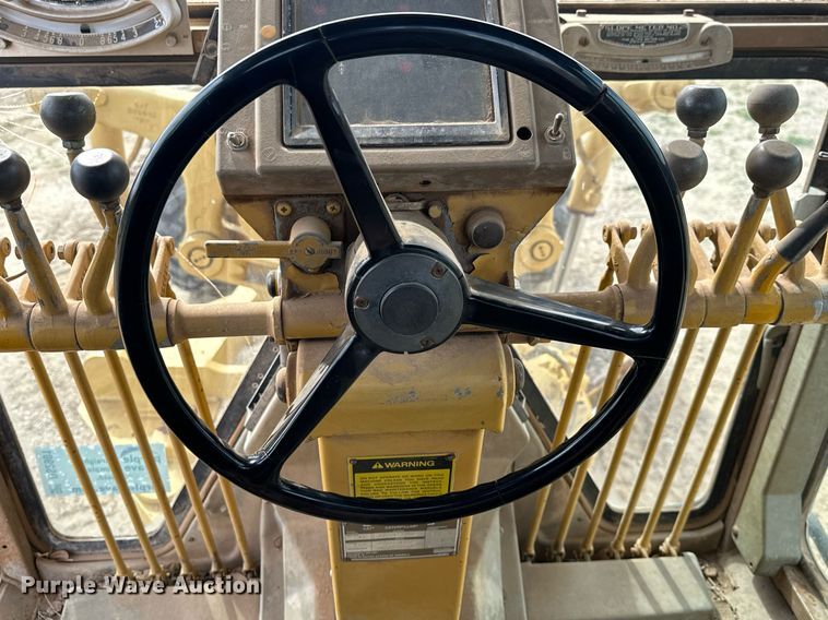 image for item DS2901 1992 Caterpillar  140G motor grader