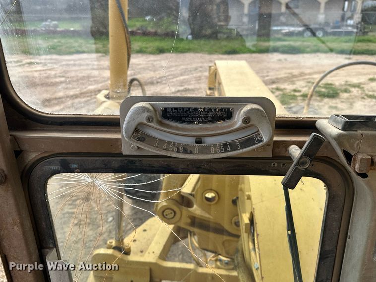 image for item DS2901 1992 Caterpillar  140G motor grader