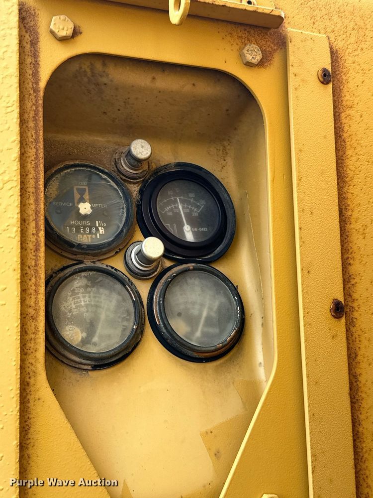 image for item DS2901 1992 Caterpillar  140G motor grader