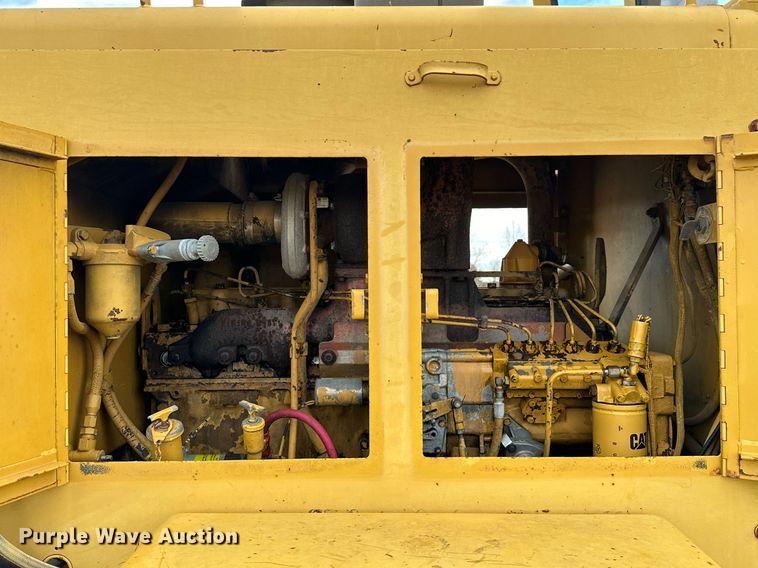 image for item DS2901 1992 Caterpillar  140G motor grader