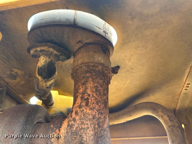 image for item DS2901 1992 Caterpillar  140G motor grader