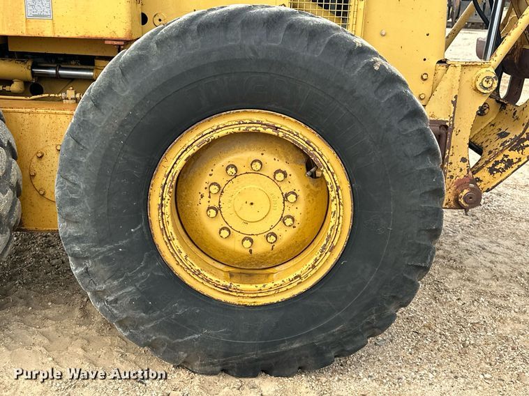 image for item DS2901 1992 Caterpillar  140G motor grader