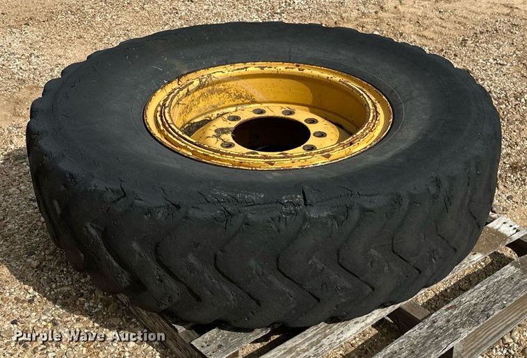 image for item DS2901 1992 Caterpillar  140G motor grader