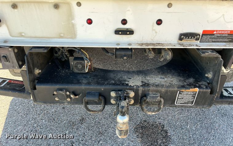 image for item DS2918 2017 Ford F550 bucket truck