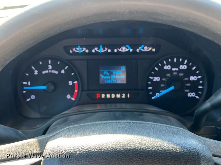 image for item DS2918 2017 Ford F550 bucket truck