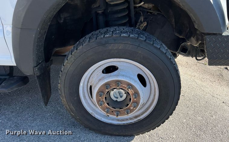 image for item DS2918 2017 Ford F550 bucket truck