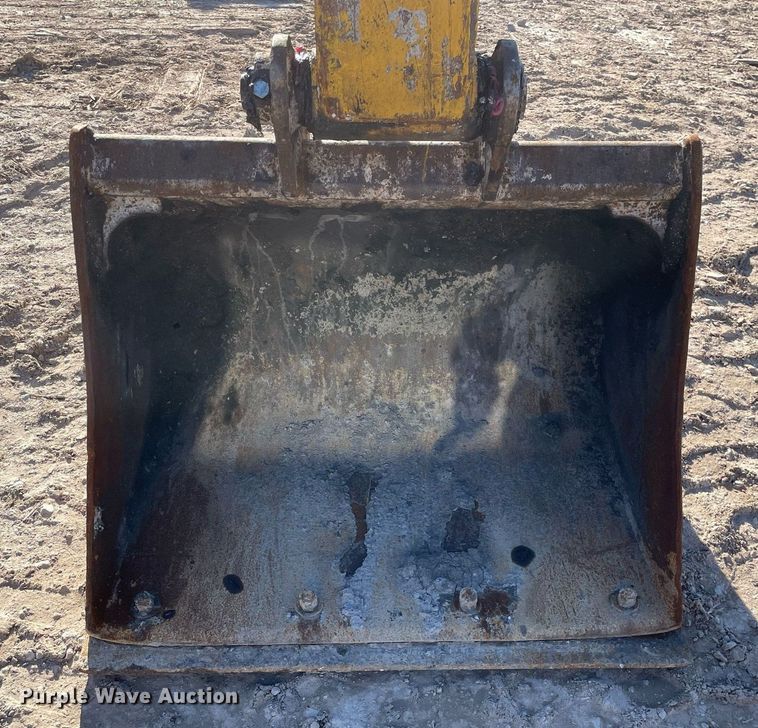 image for item DS5394 2018 Komatsu  PC138USLC-11   excavator