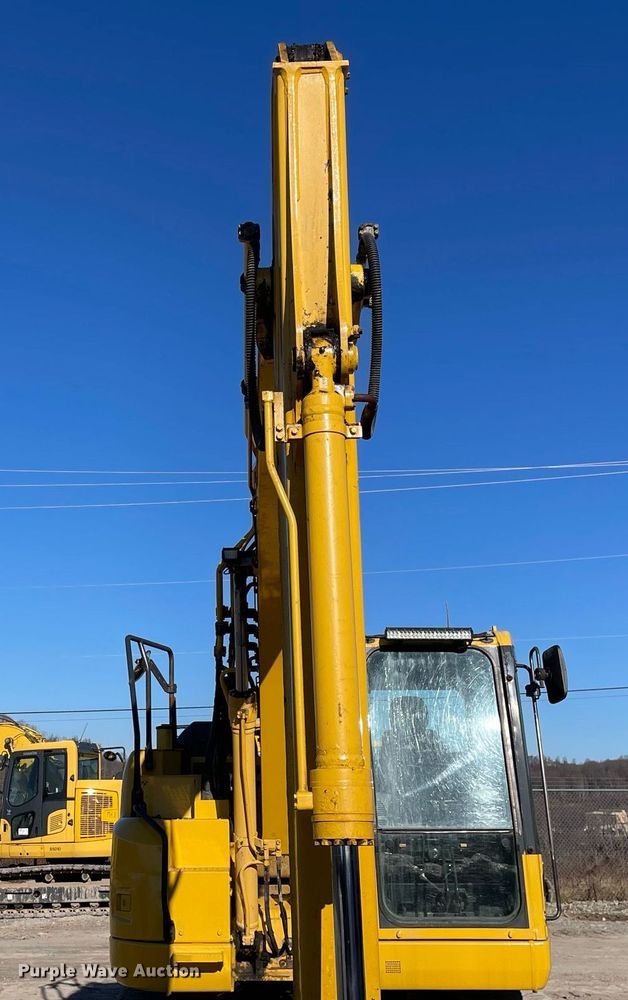 image for item DS5394 2018 Komatsu  PC138USLC-11   excavator