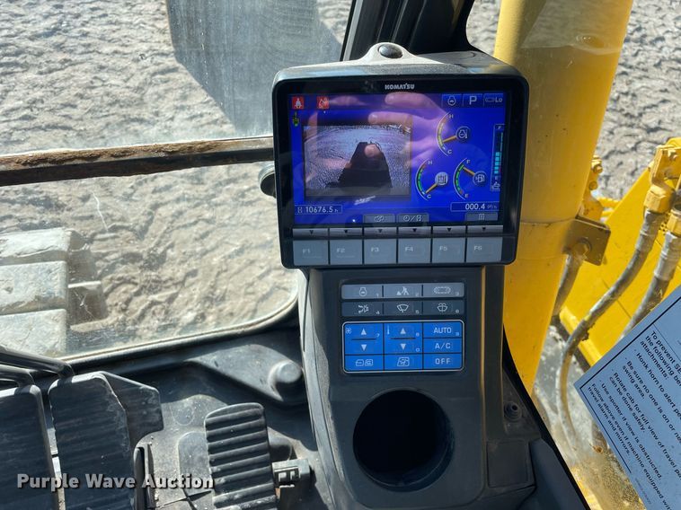 image for item DS5394 2018 Komatsu  PC138USLC-11   excavator