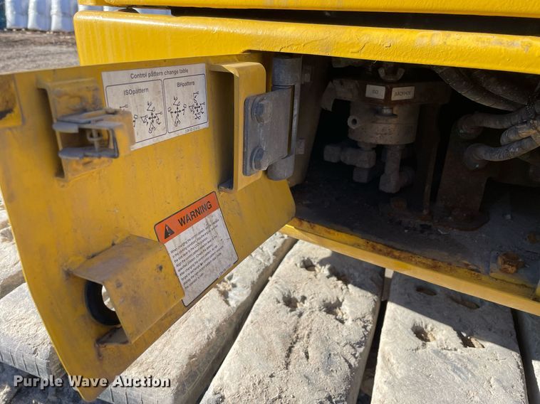 image for item DS5394 2018 Komatsu  PC138USLC-11   excavator